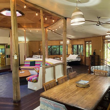Getaways At Byfield Villa Kültér fotó
