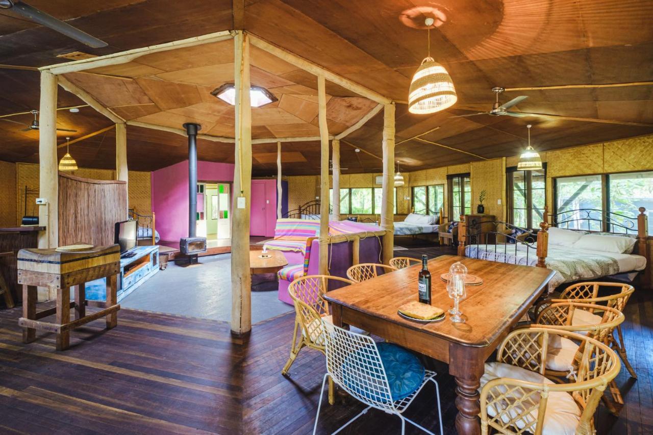Getaways At Byfield Villa Kültér fotó